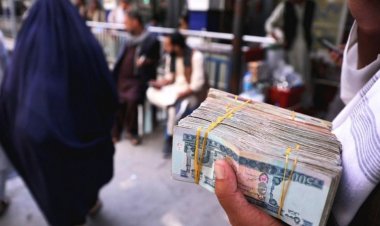 د پيسو نړيوال صندوق: سږ کال به د افغانستان اقتصاد ۳۰٪ کمزوری شي