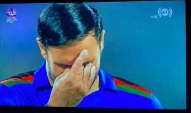 محمد نبي د افغانستان د ملي سرود د غږېدو په مهال وژړل