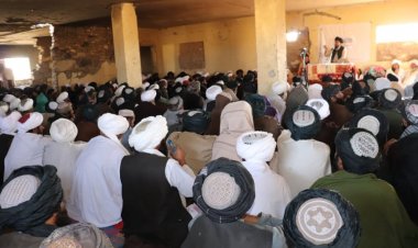 هلمند والي نهر سراج ولسوالۍ ته سفر وکړ.