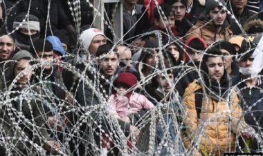 د کډوالو په چارو کې د ملګرو ملتونو عالي کمېشنري 'یو.اېن.اېچ.سي.ار' وایي، کندهار او هلمند کې یې له ۱۴ زره هغو بېرته ستنېدونکو سره نغدي مرسته وکړه چې له خپلو مېنو بې ځایه سوي وو.