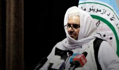 عبدالباقي حقاني له خپل روزنتون ( حقانیه مدرسې) څخه لیدنه وکړه