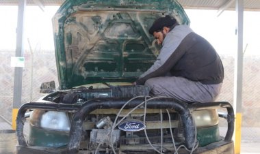 دهلمند د ۵۰۵ بست زون حمایوي کنډک په ورکشاپ کي ۴۰۰ نظامي موټرونه ترمیم سوي