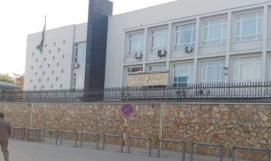 طالبان:  ټولو دولتي کارکوونکو ته د ۲ میاشتو تنخواوې ورکوو