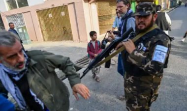 بې پولې خبریالان: پر افغانستان د طالبانو واکمنۍ پر رسنیو اغېز کړی