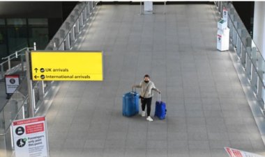 کرسمس کې د کرونا د خپرېدو له امله ۲۴۰۵ الوتنې ځنډیدلي