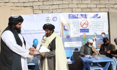 هلمند کې بېځايه سویو کورنيوسره نغدي مرسته وسوه