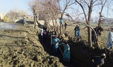 د بست کلا په سیمه کې د ۳۱.۸ کېلومتره کانالونو د پاکولو چاري پیل سوې