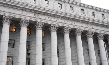 امریکايي قاضي: بایډن دې د افغانستان د کنګلو پیسو په اړه پرېکړه وکړي