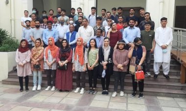 د افغانستان سفارت: هند کې د افغان محصلینو د وېزو ستونزه به ژر حل سي