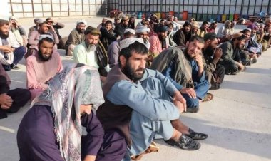 د هلمند مرکزي محبس څخه پنځوس تنه په نشه یي توکو روږد کسان تر درملني وروسته رخصت کړل سول.