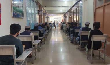 هلمند کي بُست پوهنتون خپل یویشتم پړاو  کانکور آزموینه واخیستل .