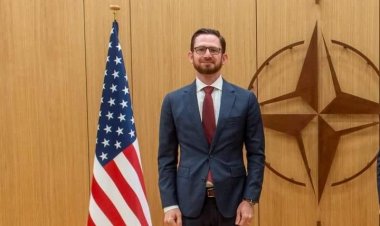 تامس وېسټ: هیله لرو چې اسلامي امارت به د نجونو د زدکړو په اړه خپله پرېکړه ژر بدله کړي