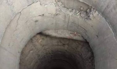 ‏هلمند کي یو درې کلن ماشوم ۹۰ متره برمې ته لویدلی دی.