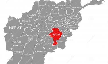 غزني کې د سلګونو روغتیايي کارکوونکو د روزنې پروګرام پیل سوی