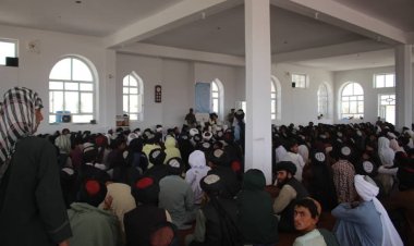 هلمند : د الجامعة الاسلامیه په نوم یوه لویه دیني مدرسه پرانیستل سوه