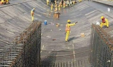 ا ا ا د مخکیني نظام پوروړو شرکتونو ته پاتې پیسې ورکوي