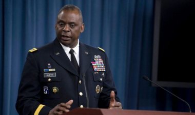 د امريکا دفاع وزير: ځواکونو مو افغانستان کې د ډيموکراسۍ لپاره قرباني ورکړې