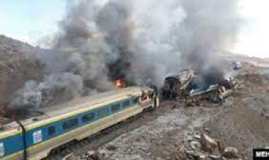 ايران: يوې ترافيکي پېښه کې ۱۷ کسان مړه سوي او لسګونه ژوبل دي