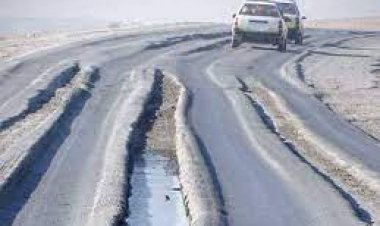 ا ا ا   د کابل- کندهار د لویې لارې د بیا رغونې د پیل خبر ورکوي