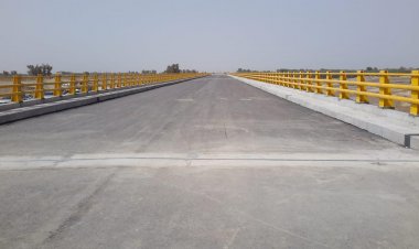 ا ا ا  له ایران سره د یوې نوې سوداګریزې لارې د پرانیستو هڅه کوي