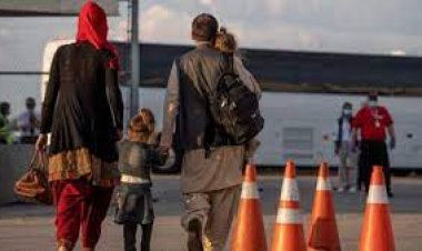 ۳۱۵ افغان پناه غوښتونکي له اسلام اباد څخه کاناډا ته ولېږدول سول