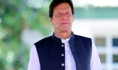 پاکستان کې منځمهاله ټاکنې؛ عمران خان یې د ځان د محبوبیت په اړه 'ټولپوښتنه' بولي.