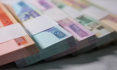 د افغانستان بانک: نوي افغاني بانک نوټونه به ډېر ژر بازار ته وړاندې سي!