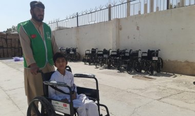 په نیمروز کې ۲۳۶ ویلچرونه پر معلولینو ووېشل سوه.