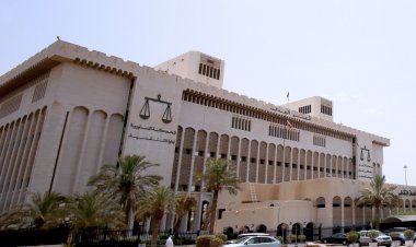 کویټ کې ښځو ته پوځ کې د ګډون اجازه سوې؛ فعالانې یې شرطونو ته اندېښمنې دي .