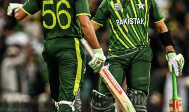 د شل اوریز نړیوال جام کرکټ سياليو په نیمه پای لوبه کې پاکستان نیوزیلنډ ته په اوو وېکټو ماتې ورکړه.