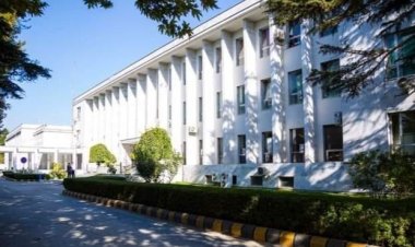 بهرنيو چارو وزارت پر پاکستاني چارواکو ږغ  کړی، چې د افغان مهاجرینو د حقونو درناوي ته ژمن پاتې سي.