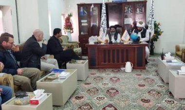 کندهار کې د سرې مياشتې ریيس فیض‌الله فیضي او په‌دې زون کې د دې بنسټ مسوول اختر محمد خادم د رهبر د فرمان اجرا کولو د ځنډ له کبله له دندې ګوښه او په یو میاشت بند محکوم سوي دي.