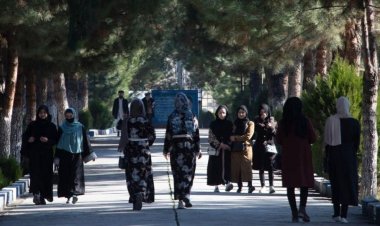 د لوړو زده کړو سرپرست وزیر وايي، په تېرو ۱۴ میاشتو کې د اناثو  د زده کړو په ډګر  کې منکرات موجود و، نو له همدې امله یې پوهنتونونو کې د زده کړې وځنډيدې