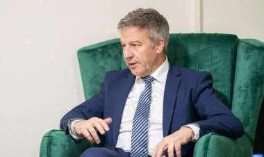 د کورنیو چارو وزارت سرپرست وزير د ملګرو ملتونو د سرمنشي له ځانګړي استازي مارکس پوتزل سره لیدلي دي.