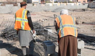 د لښکرګاه ښاروالۍ له لوري په ښار کې اتلس انکشافي پروژي پیل سوي دي.