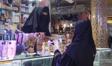 حکومتي چارواکي هغه ادعاوې رد وي، چې ګواکي بلخ کې یې د دوی له لوري د ښځینهوو دوکانونه او بغلان کې سینګارتونونه تړل سوي وي.