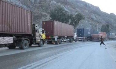 ‏د افغانستان او پاکستان د سوداګرۍ ګډه خونه وايي،  د افغانستان او پاکستان ته پر ځینو صادراتي او وارداتي توکو تعرفه کمېږي.