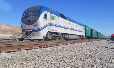 ‏په تېره یوه اونۍ کې د اوسپنۍ پټلۍ اداره وايي، په تېره يوه اونۍ کې څه باندې ۷۸ زره ټنه انتقالات ترسره کړي دي .