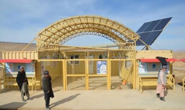 په سمنګان ولایت کې يو روغتيايي کلينيک ګټې اخیستنې ته وسپارل سو