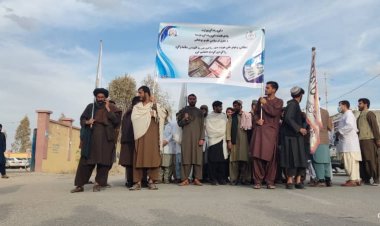 هلمند کې د افغانیو د ارزښت د ساتلو لپاره یو ورځنۍ کمپاین پیل سو.