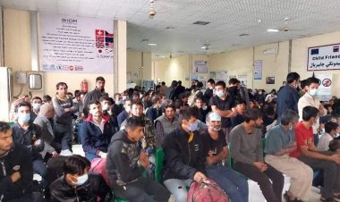 د کډوالو چارو وزارت وایي، چې په تېرو ۴ ورځو کې له ایران څخه نږدې ۱۱ زره افغان کډوال افغانستان ته راستانه سوي دي