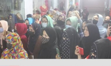 د بلخ ولایت په مرکز مزار شریف ښار کې د ښځو لپاره د ۲۰۰هټیو درلودنکی مارکېټ پرانیستل سو