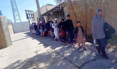 د ايران له زندانونو شل تنه افغان بنديان ازاد سول