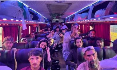 د پاکستان له زندانونو ۱۷ تنه افغان بندیان آزاد سول