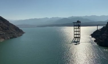 د ایران د پارلمان یو غړی محمد سرګزي وايي، د دې هېواد د بهرنیو چارو له وزیر سره یې خبرې کړي او ډېر ژر به د ایران د سیستان او بلوچستان ولایت د استازو په ګډون یو پلاوی د ایران د حق‌ابې د څارنې لپاره افغانستان ته سفر وکړي.