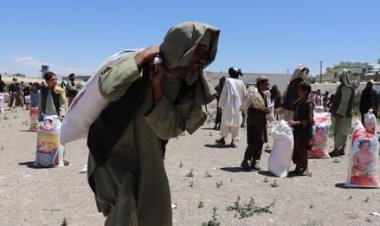 د خوړو نړیوال پروګرام یا 'ډبلیو ایف پي' وایي، په افغانستان کې د ۱۵ ميلیون کسانو له ډلې چې له سختې لوږې سره مخامخ دي، اوس یې یوازې پنځه ميلیونو ته مرستې رسولی سي.