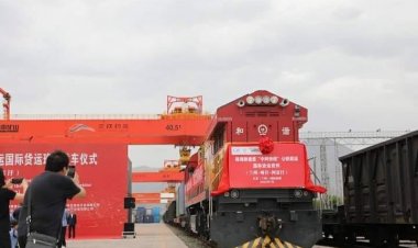 د هرات – خواف اوسپنې پټلۍ له لارې انتقالات پیل سول.