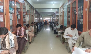 هلمند کي بست خصوصي پوهنتون د سلګونو زده کوونکو څخه د خزاني کانکور ازموینه واخیستل.