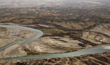 ایراني پلاوي دهراوود کې د هلمند اوبو له سرچینې لیدنه کړې ده