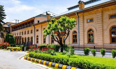 هالنډ کې د افغانستان سفارت وايي کابل کې د بهرنیو چارو له وزارت سره په تعامل کی دی